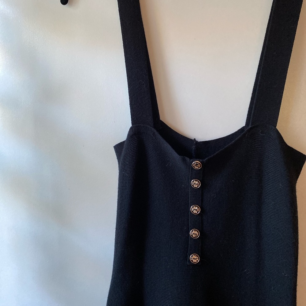 knit overall dress - Picture 2 of 3